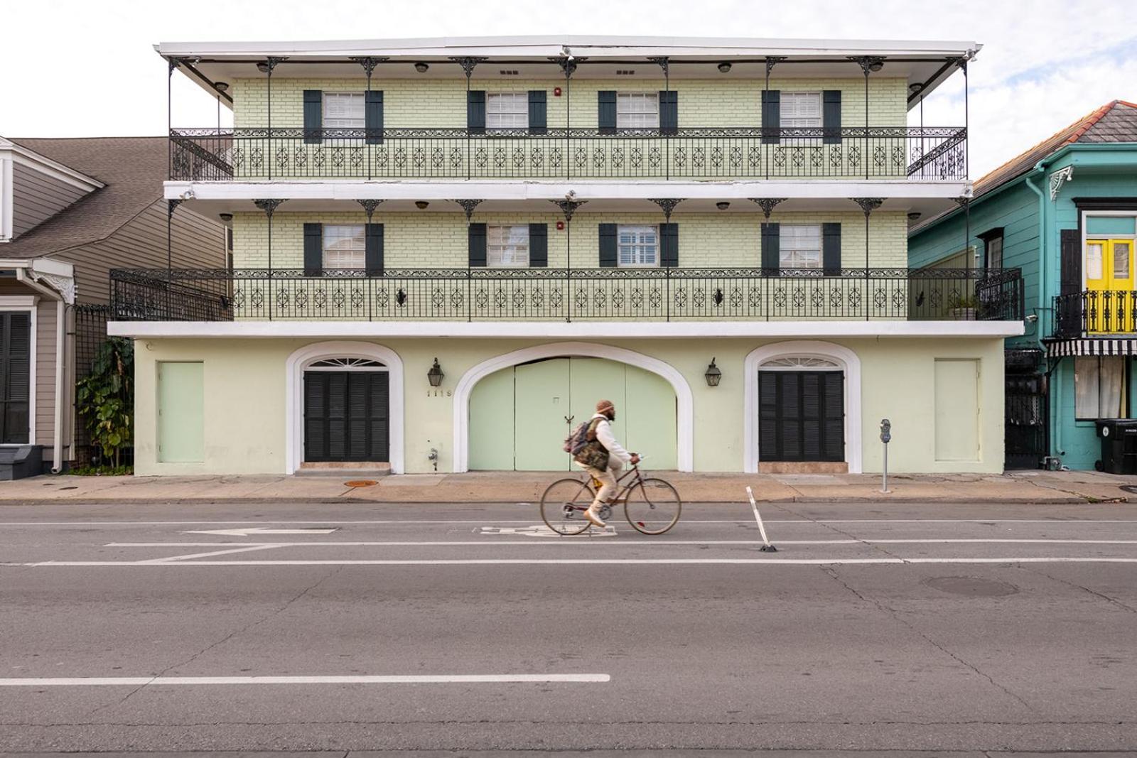 French Quarter Suites Hotel นิวออร์ลีนส์ ภายนอก รูปภาพ